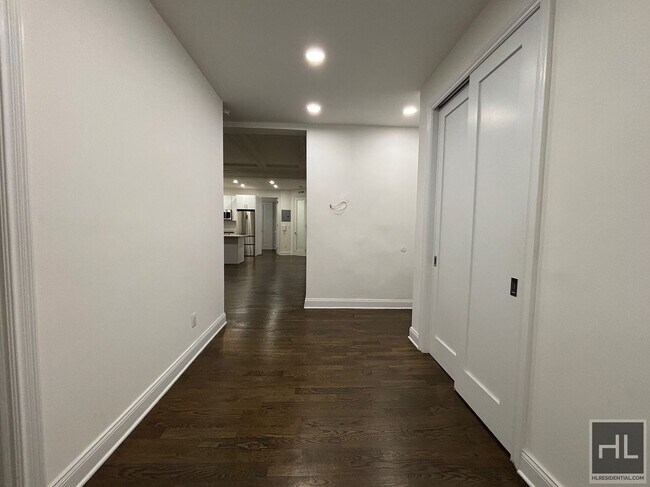 Photo - WEST 58 STREET Unit 4A