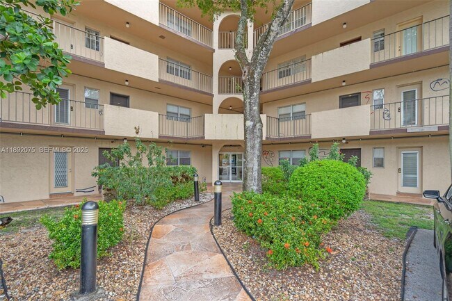 Photo - 6100 S Falls Cir Dr Unit 410