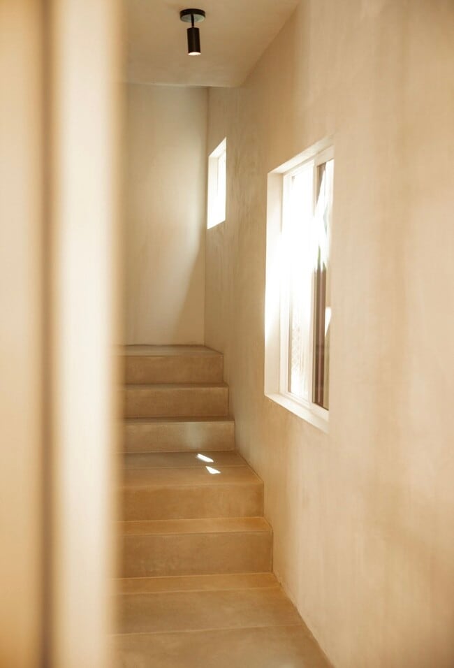 Photo - 817 N Orange Grove Ave