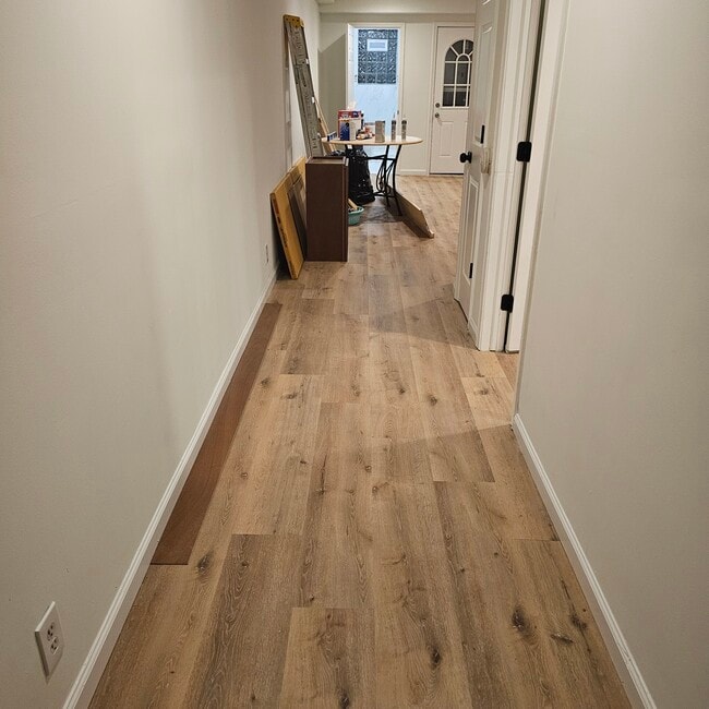 Building Photo - 14 Laidlaw Ave Unit 1