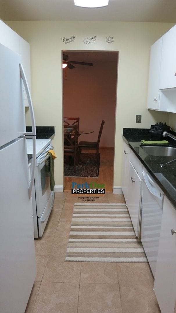 Photo - New Carpet, New Paint Close to the Elevato...