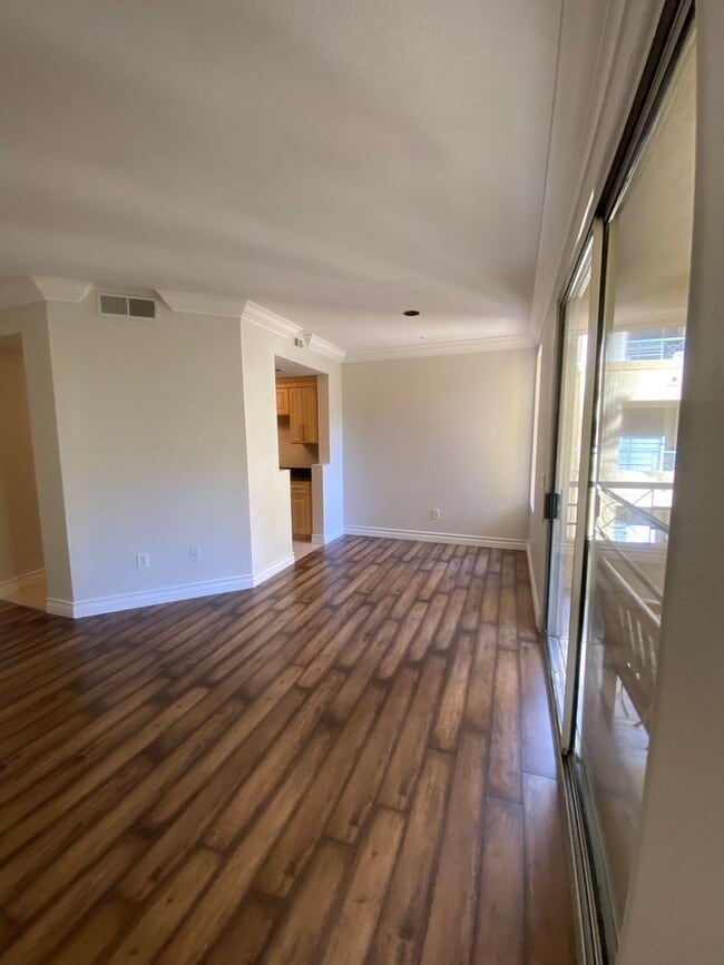 Photo - Gorgeous unfurnished 1 bedroom at the fabu...