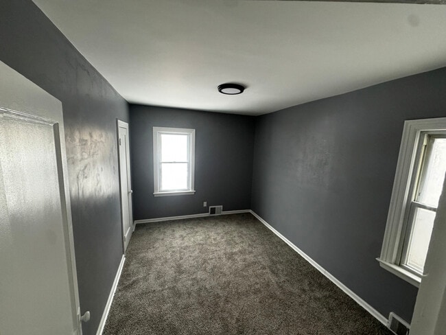 Photo - 2781 South Park Ave Unit 1