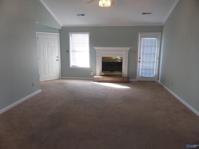 Building Photo - 2503 Jarvis St SW