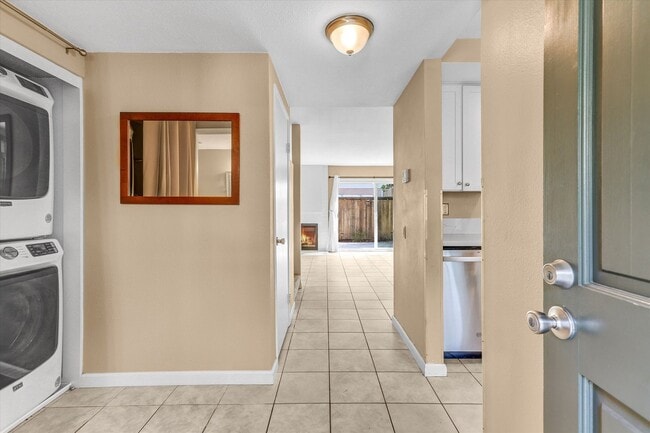 Photo - $500 Move In Special! 3 BD, 2.5 BA Townhome At The Groves In Carmel Valley-Del Mar