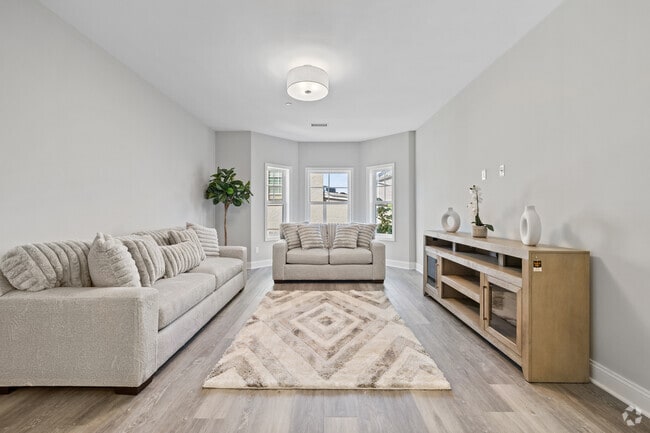 1BR, 1BA - 773SF - Living Room