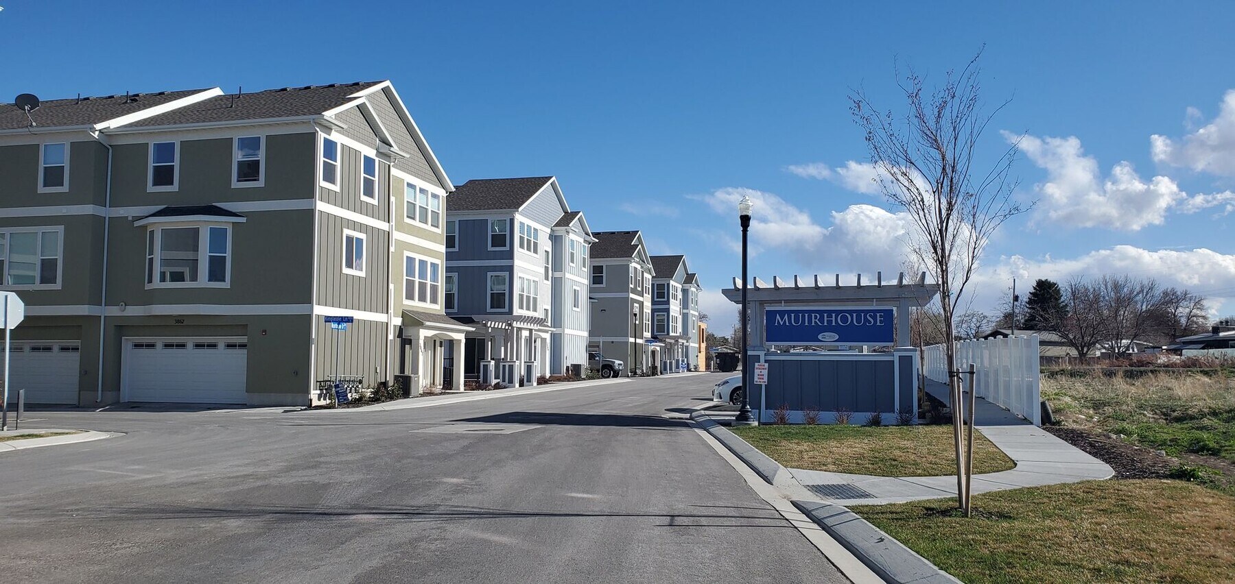 3 Bedr. 2.5 Baths Townhome Available for Rent in Taylorsville - 3 Bedr. 2.5 Baths Townhome Available for Rent in Taylorsville