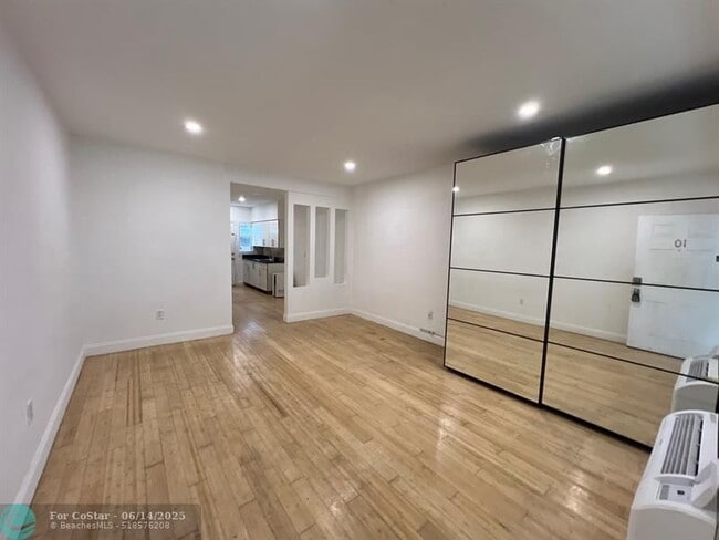 Photo - 8080 Tatum Waterway Dr Condo Unit 10