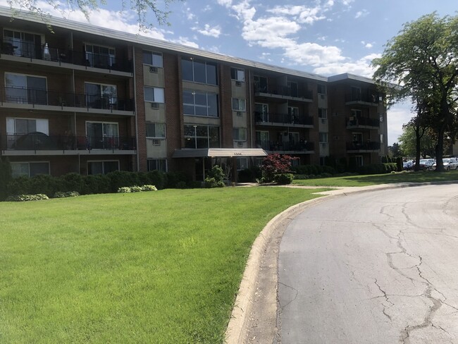 Photo - 2210 S Goebbert Rd Condo Unit 228