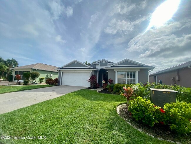 Building Photo - 210 Wickham Lakes Dr Rental