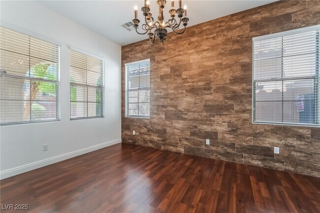 Photo - 9592 Staff Ln