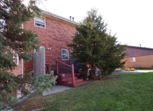 Photo - 2205 W Westport Rd