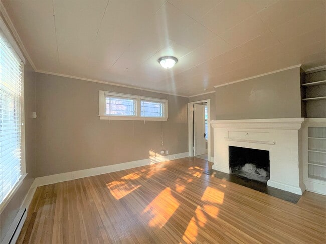 Photo - 5030 9th Ave NE