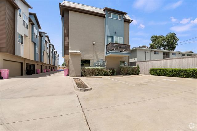 Building Photo - 4914 Live Oak St Rental
