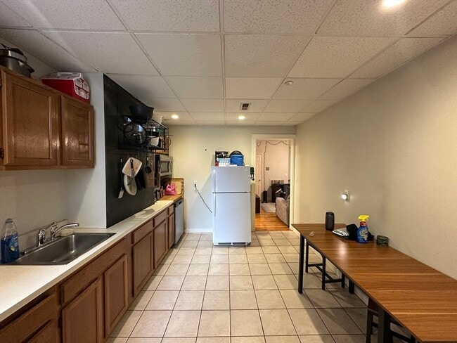 Building Photo - 602 Dorchester Ave Unit 1