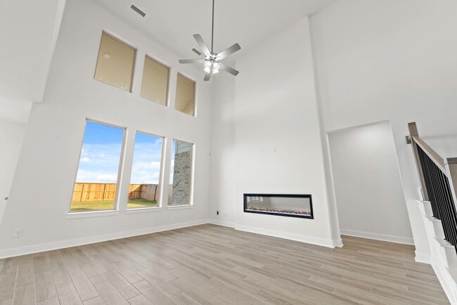 3239 Big Bluestem Run