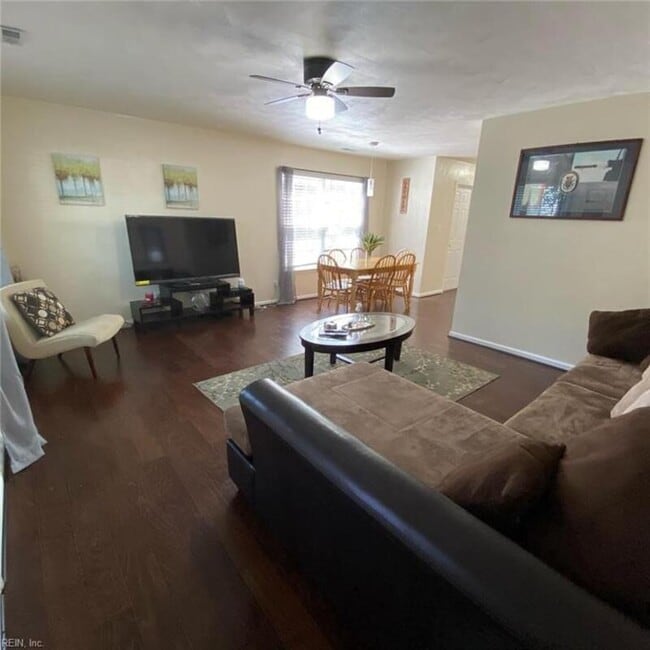 Photo - 4136 Everett St