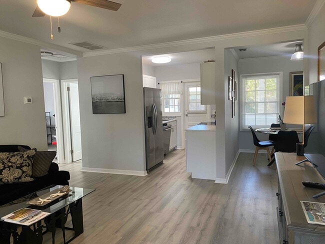 Photo - 2515 Vero Beach Ave