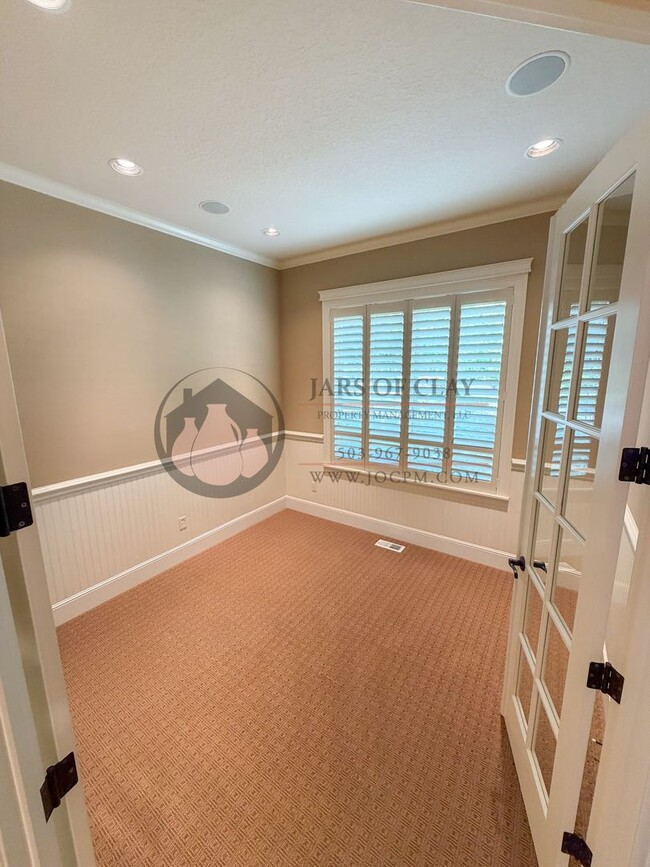 Photo - 2752 Tukwila Dr