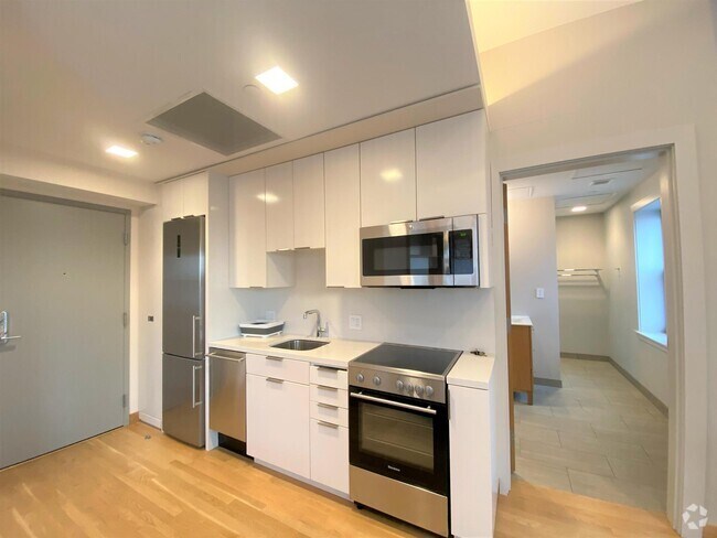 Building Photo - 115 Mt Auburn St Unit 35 Rental