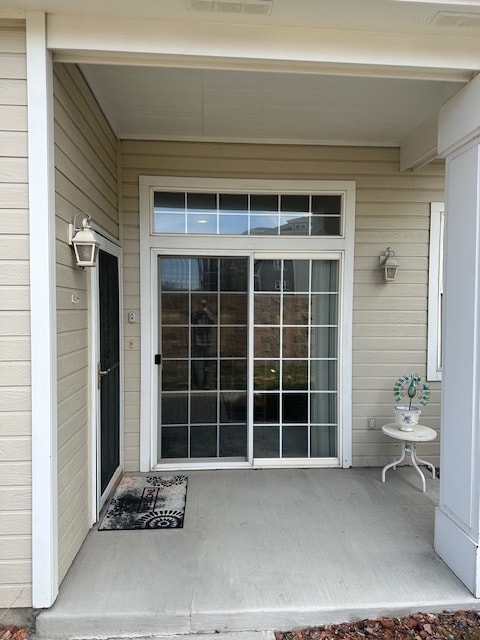 Front porch - 701 Glen Ct