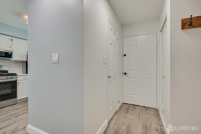 Photo - 822 Darlington Dr