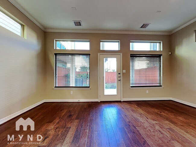 Photo - 5938 Kiam St