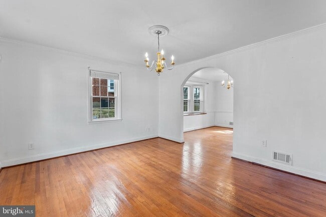 Photo - 633 Walker Ave