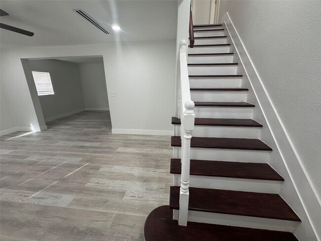 Photo - 4551 NW 12th St