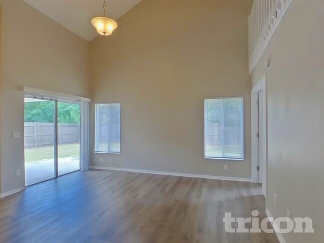 Photo - 1330 Gangplank Dr