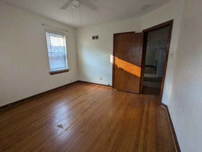 Photo - 6259 Eichelberger St Unit 1st