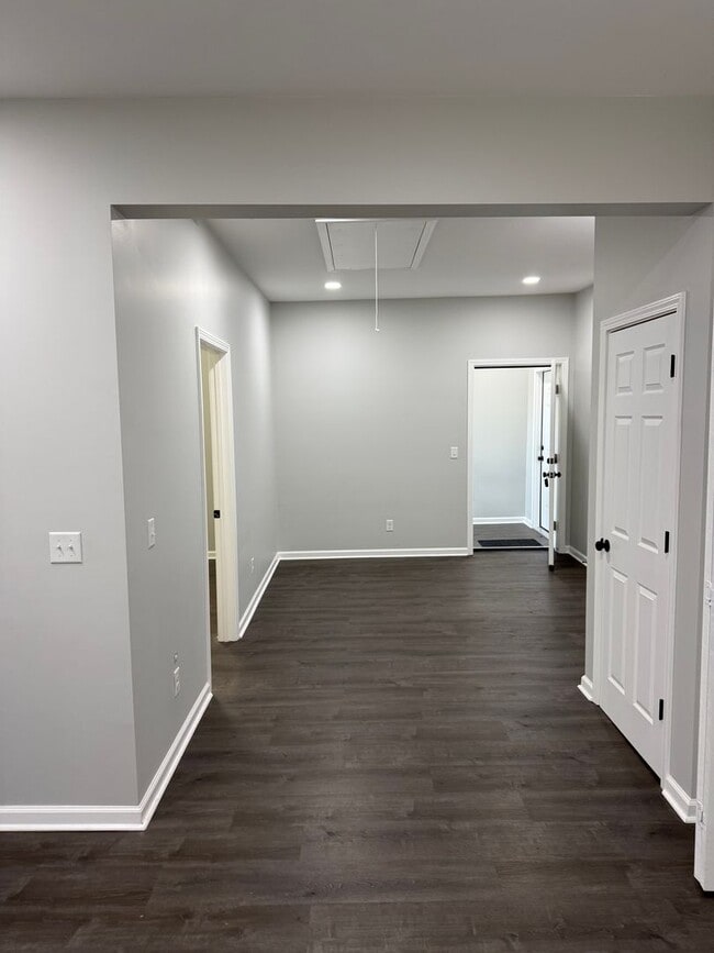 Photo - 1 Bed/1 Bath Apartment (Upstairs) Unidad D