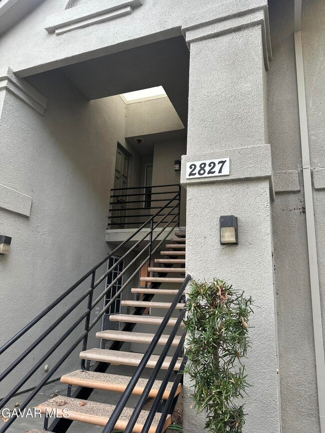 2827 W Avenue K 12 Unit 211