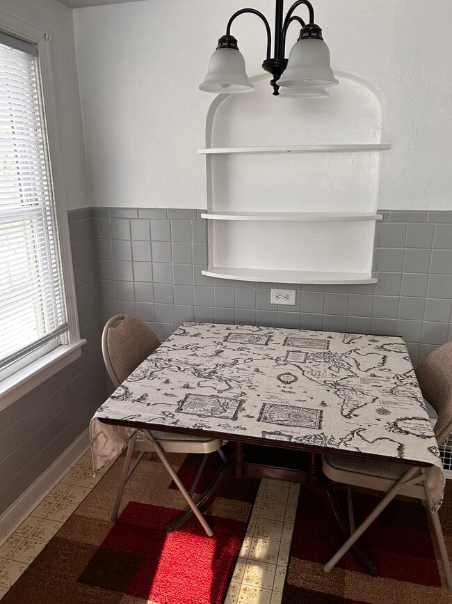 Photo - 1112 Front St