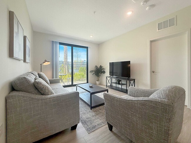 Photo - 5570 122nd Cir E Unidad SI ID1519907P