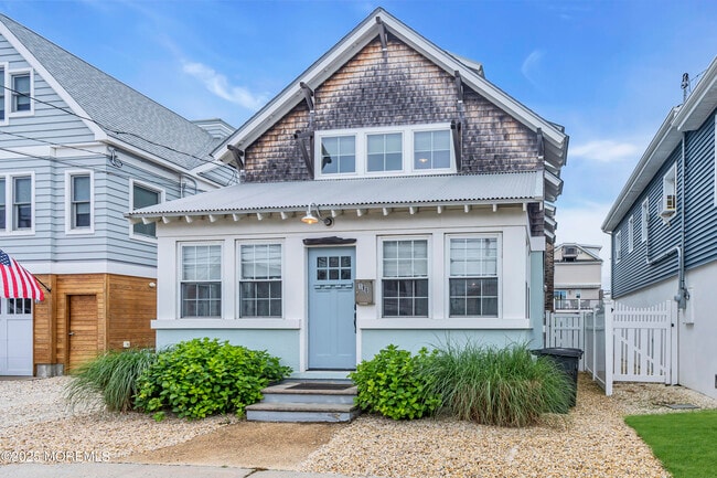 Photo - 196 3rd Ave House