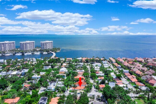 Photo - 1890 S Bayshore Dr