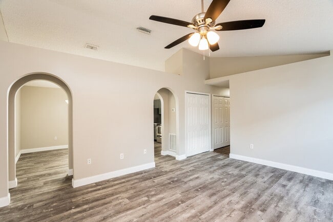 Photo - 6503 Tabogi Trail