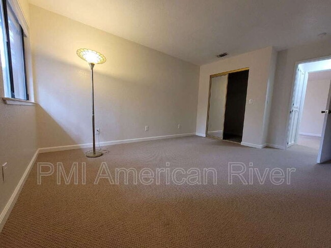 Photo - 7474 Griggs Way