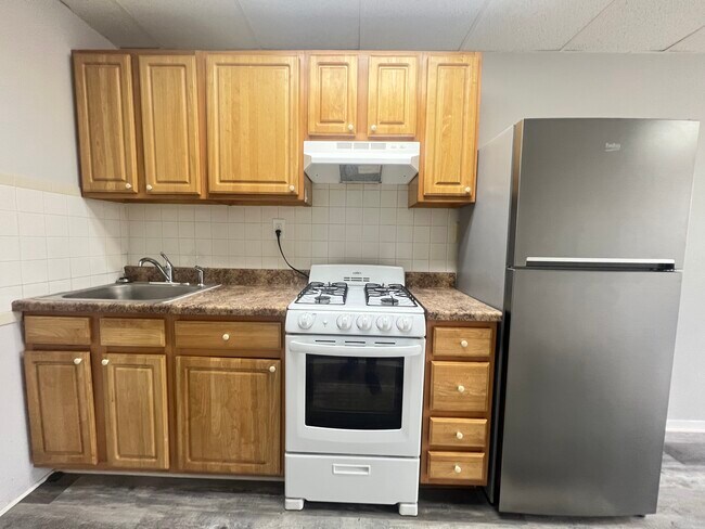 Photo - 14 Sherman Ave Unit 4