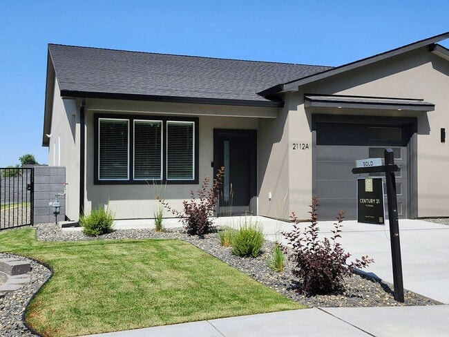 Photo - 2112 Lentz Rd