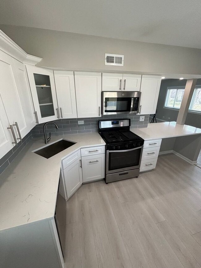 Photo - 641 W Park Ave Unit D