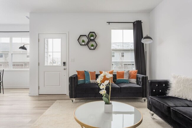 Building Photo - 17355 Wellburn Dr Unit ID1373721P