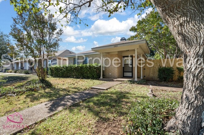 Photo - 1303 Chapel Creek Rd