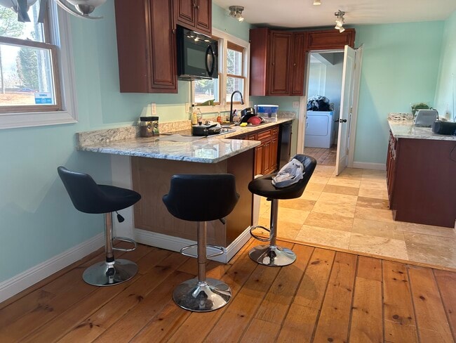 Photo - 1111 Evans Rd