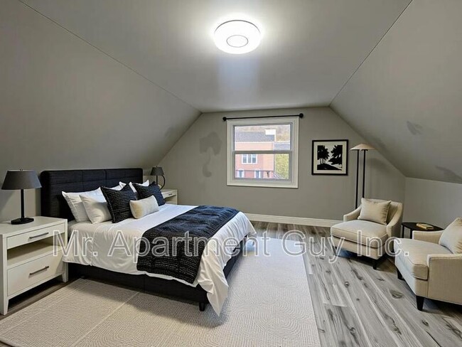 Photo - 7 Rutherford Ave Unit Suite 2