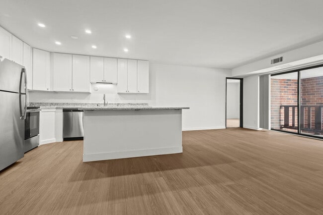 Foxcroft Apartments