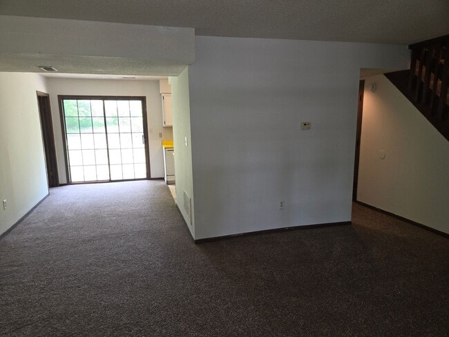 Photo - 2009 Juniper Dr Unit B