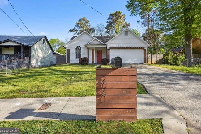 Photo - 2061 Tiger Flowers Dr NW