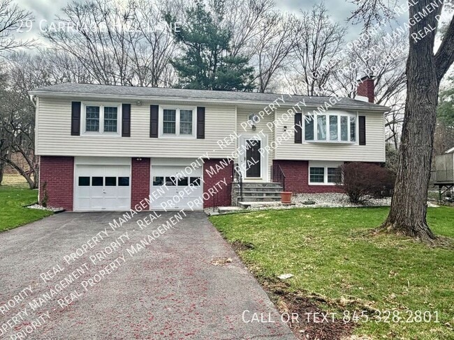 Building Photo - 29 Carriage Hill Ln